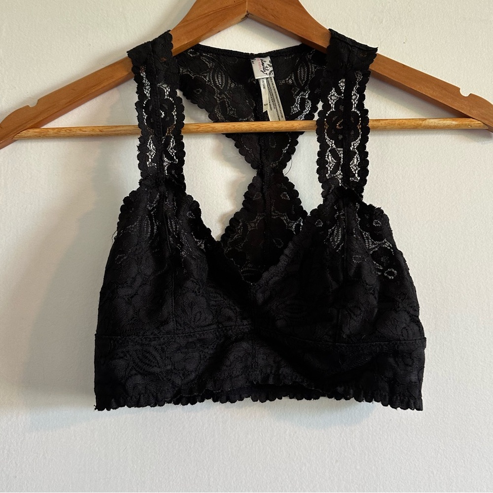 Intimately Free People Black Galloon Racerback Lace Bralette Size XS EUC - Picture 1 of 6